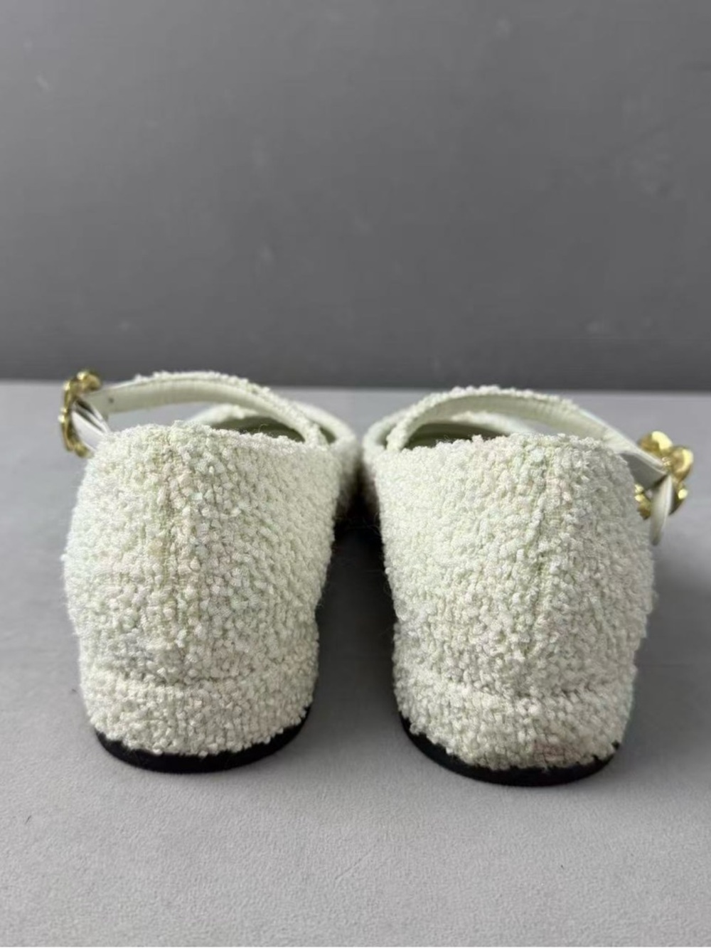 Authentic CHANEL White Tweed Mary Jane Flats with Black Patent Cap Toe - Picture 4 of 5